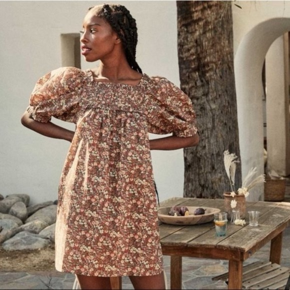 Doèn Patricia Dress in Arlene’s Flower